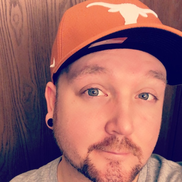 Meet your Posher, Ryan - Picture 1 of 1